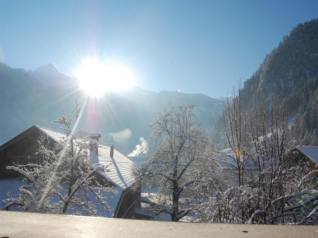 Hof Neuhaus Apartment Mayrhofen Cameră foto